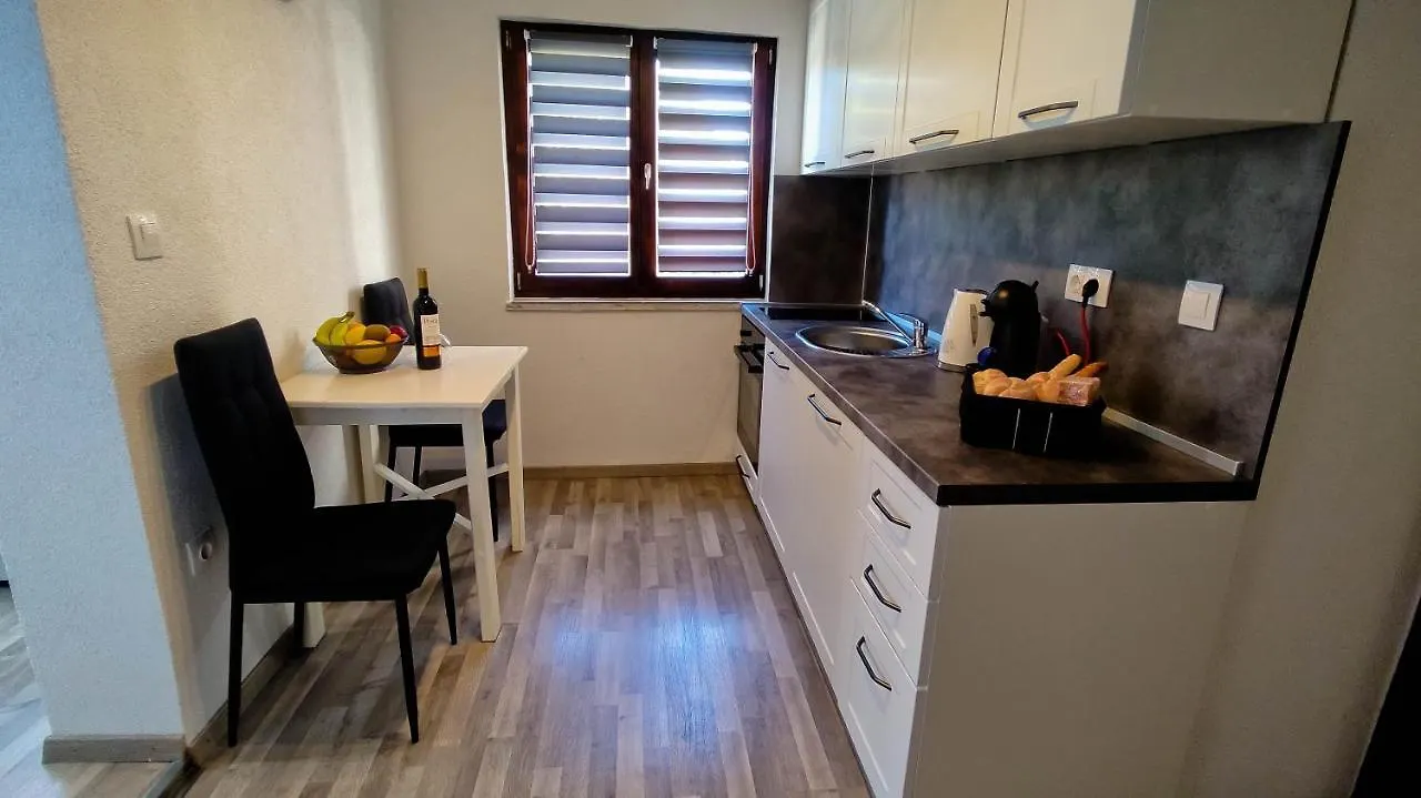 Tora Apartment Mali Losinj 0*,
